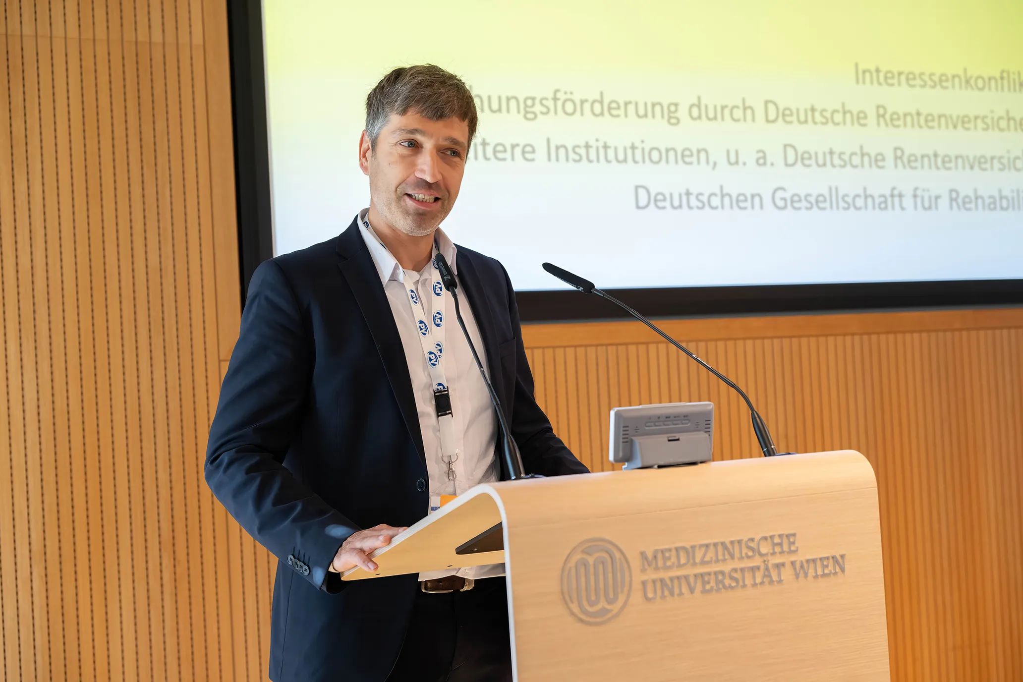 Vortrag Prof. Dr. Matthias Bethge, Leiter der Sektion für Rehabilitation und Arbeit, Universität Lübeck