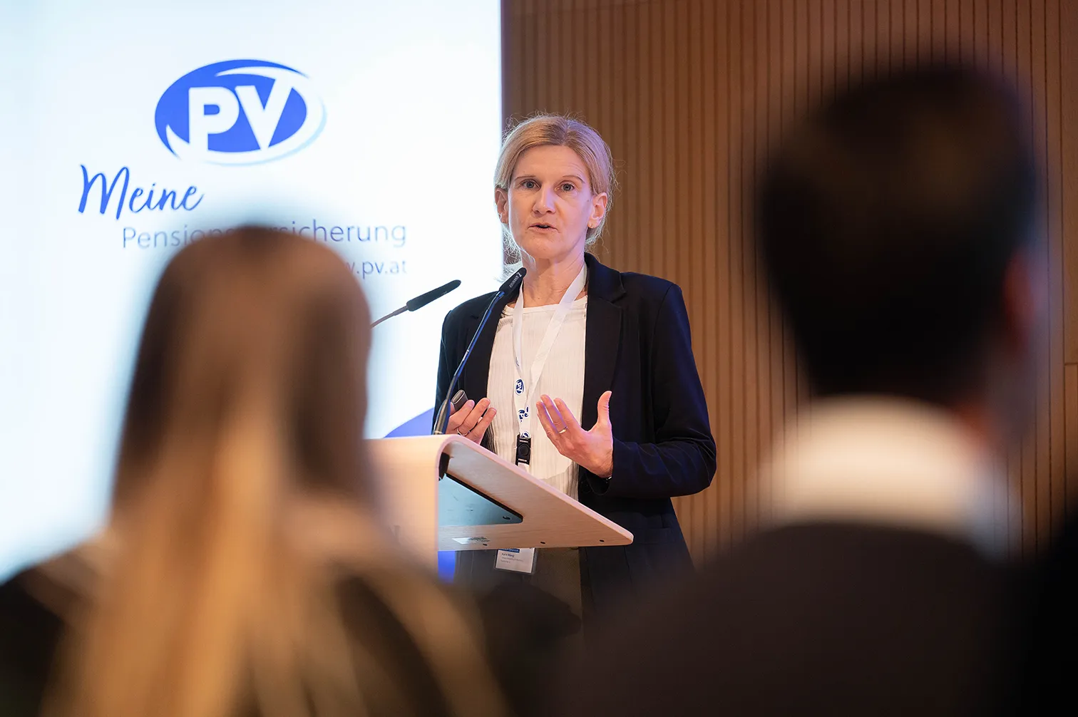 Vortrag Priv.-Doz.in Dr.in Mag.a Karin Meng, AG Rehabilitationswissenschaften im Zentrum für Psychische Gesundheit (ZEP) des Universitätsklinikums Würzburg