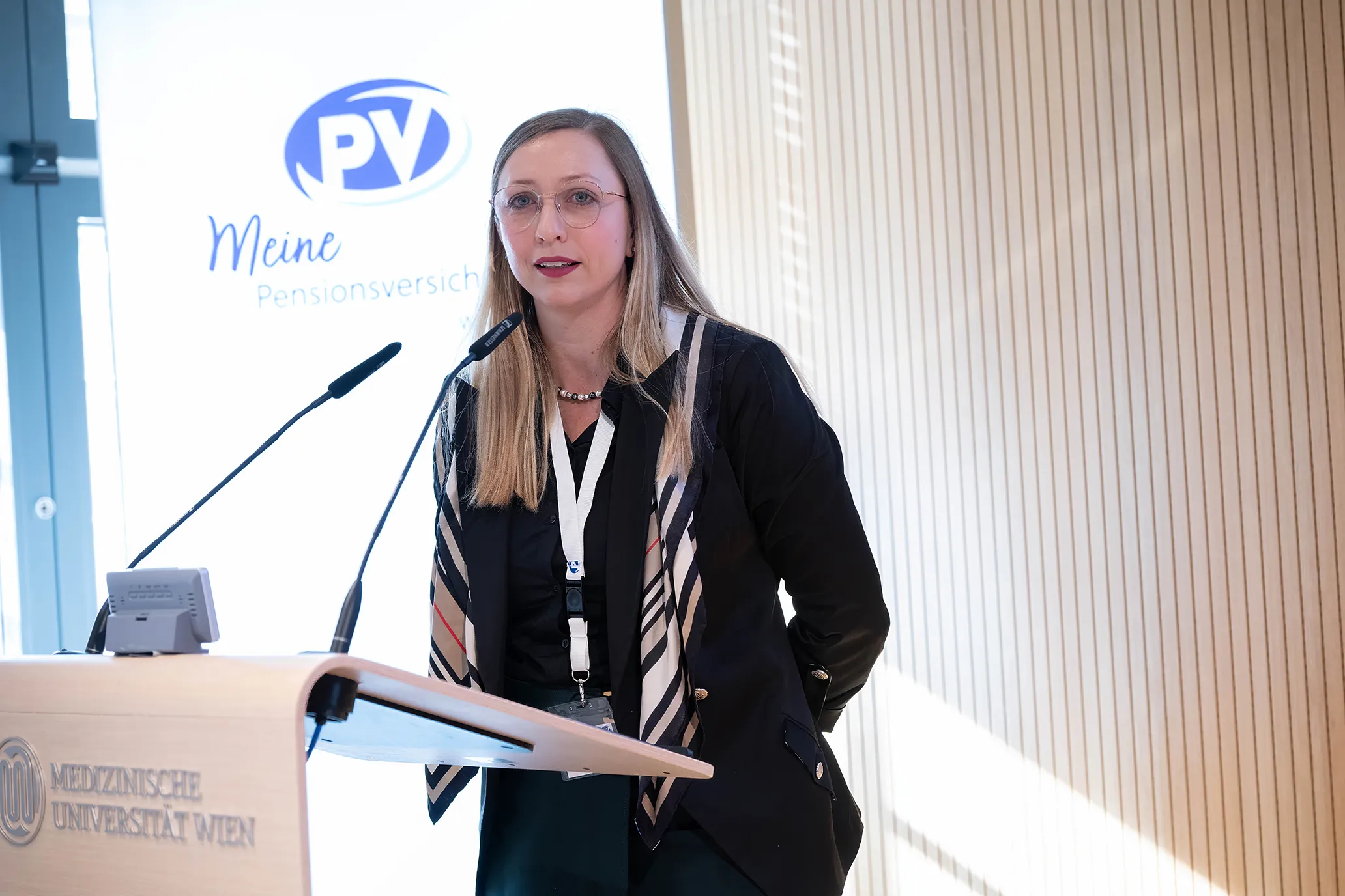 Priv.-Doz.in Dr.in Monika Sadlonova, geschäftsführende Oberärztin, Klinik für Psychosomatische Medizin & Psychotherapie, psychosomatische Liaison-Oberärztin Klinik für Herz-, Thorax- und Gefäßchirurgie & Klinik für Geriatrie, Universitätsmedizin Göttingen