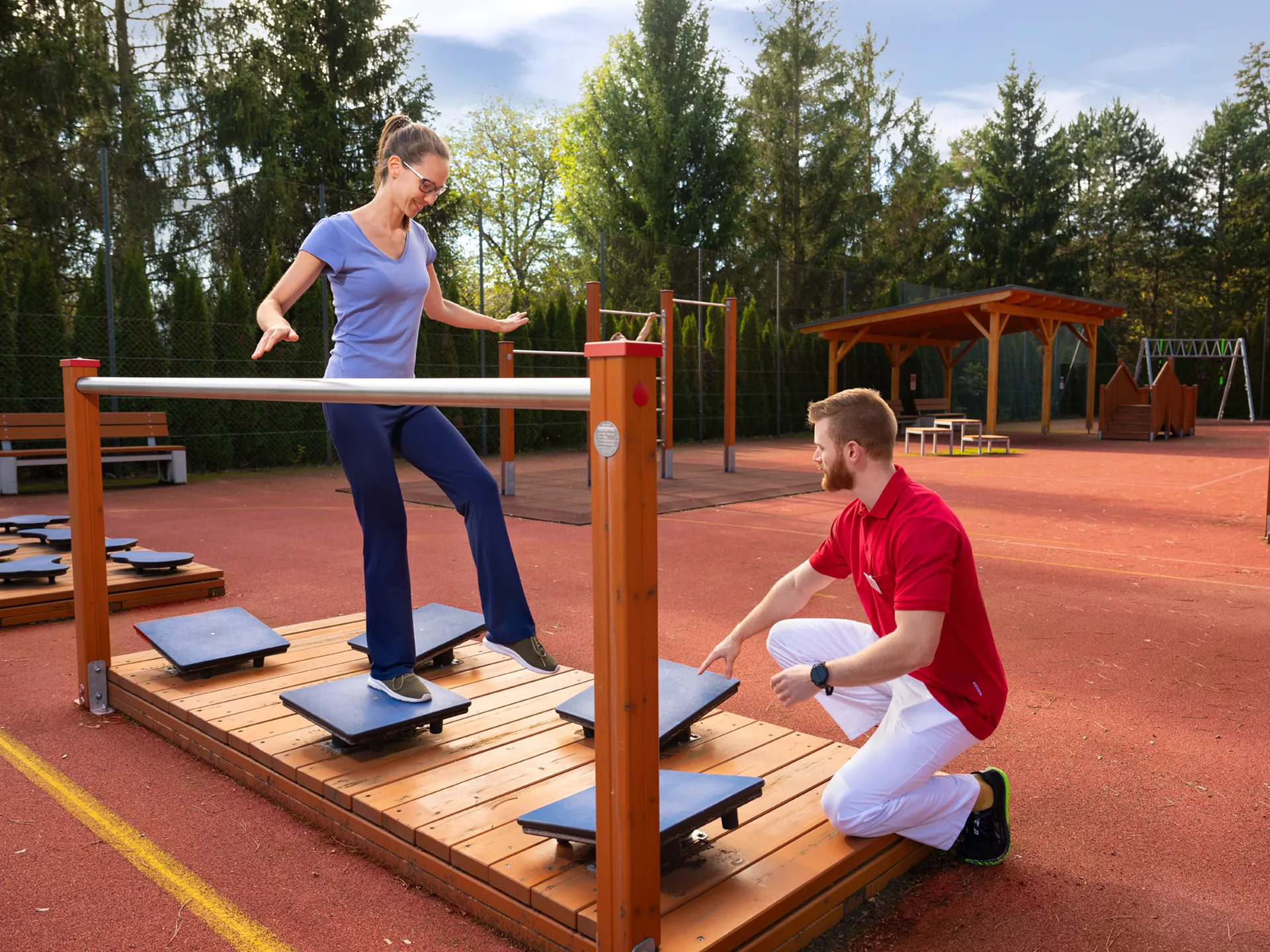 Patient, Physiotherapeut, Übungen, Reha